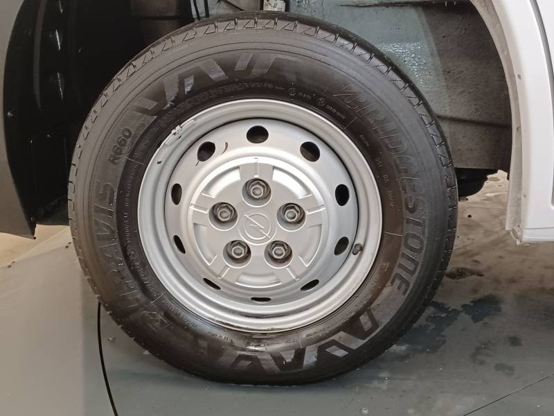 Opel Movano - (30) FGN 3.3T L2H2 140 CH PACK BUSINESS