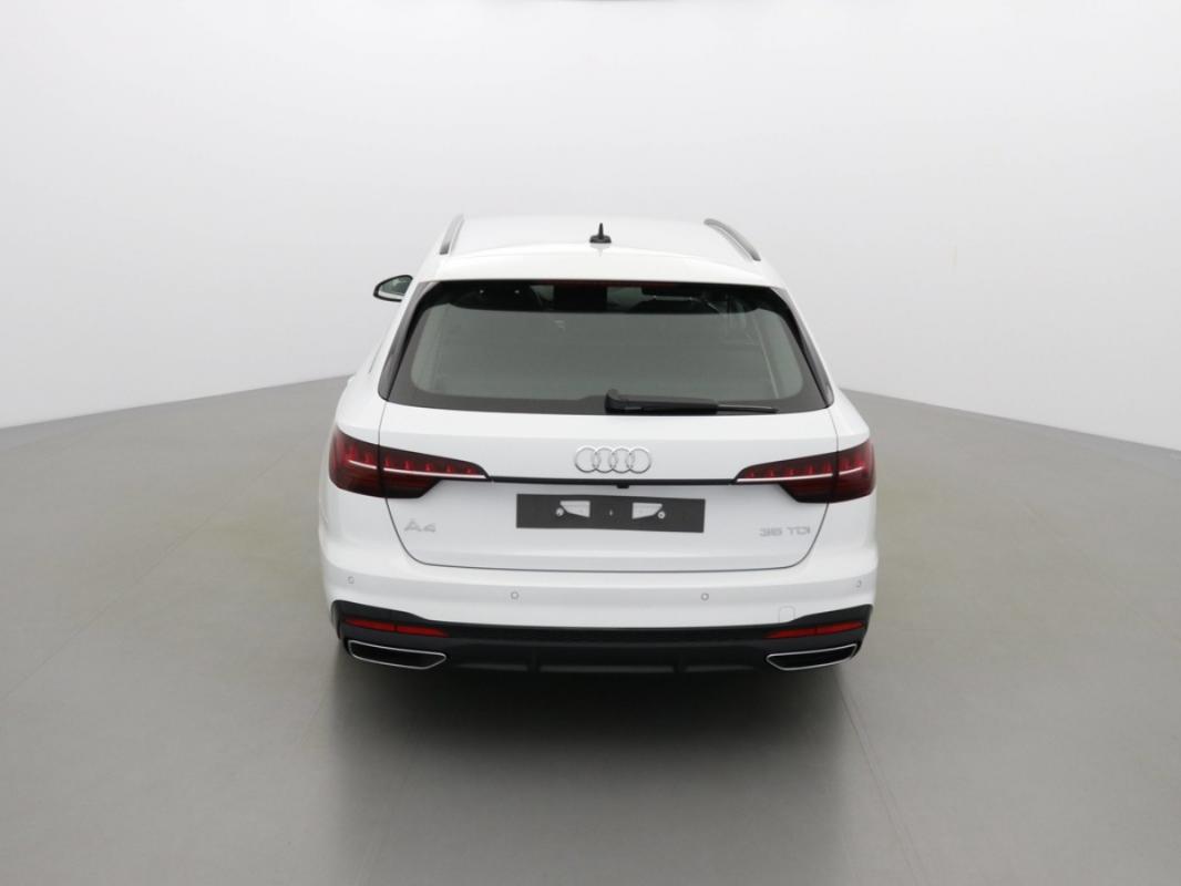 Audi A4 - AVANT S line EDITION 163
